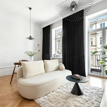 Wilcza With Mezzanine Apartment *