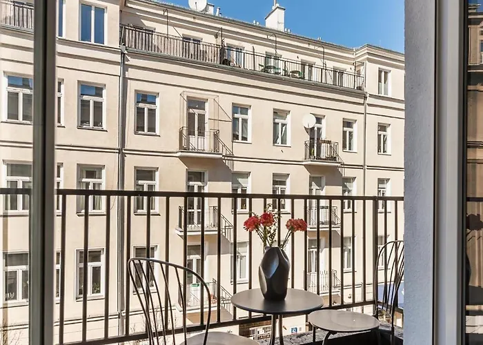 Wilcza With Mezzanine By Bookinghost Apartment Warsaw