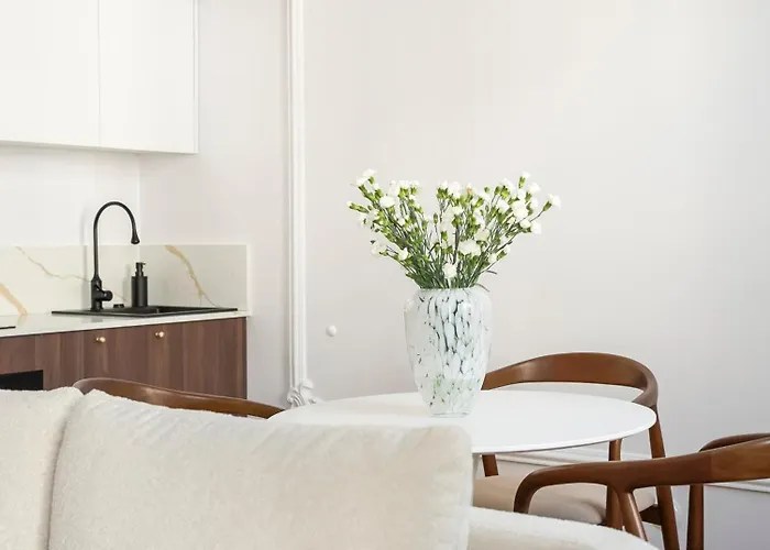 Wilcza With Mezzanine By Bookinghost Apartment *