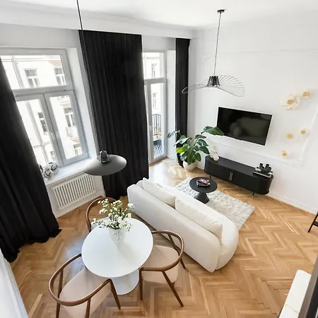 Wilcza With Mezzanine By Bookinghost ורשה